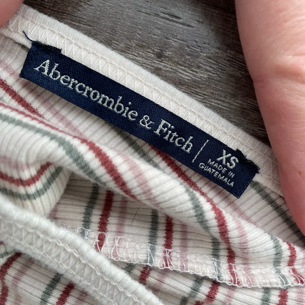3/$30 Abercrombie & Fitch ribbed knit halter style bodysuit w/ low back - Picture 7 of 8